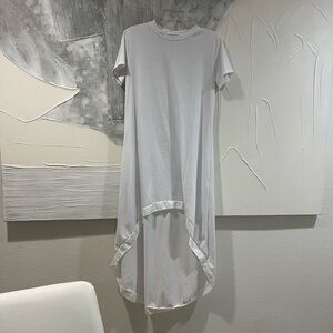 White asymmetrical midi t-shirt dress size large